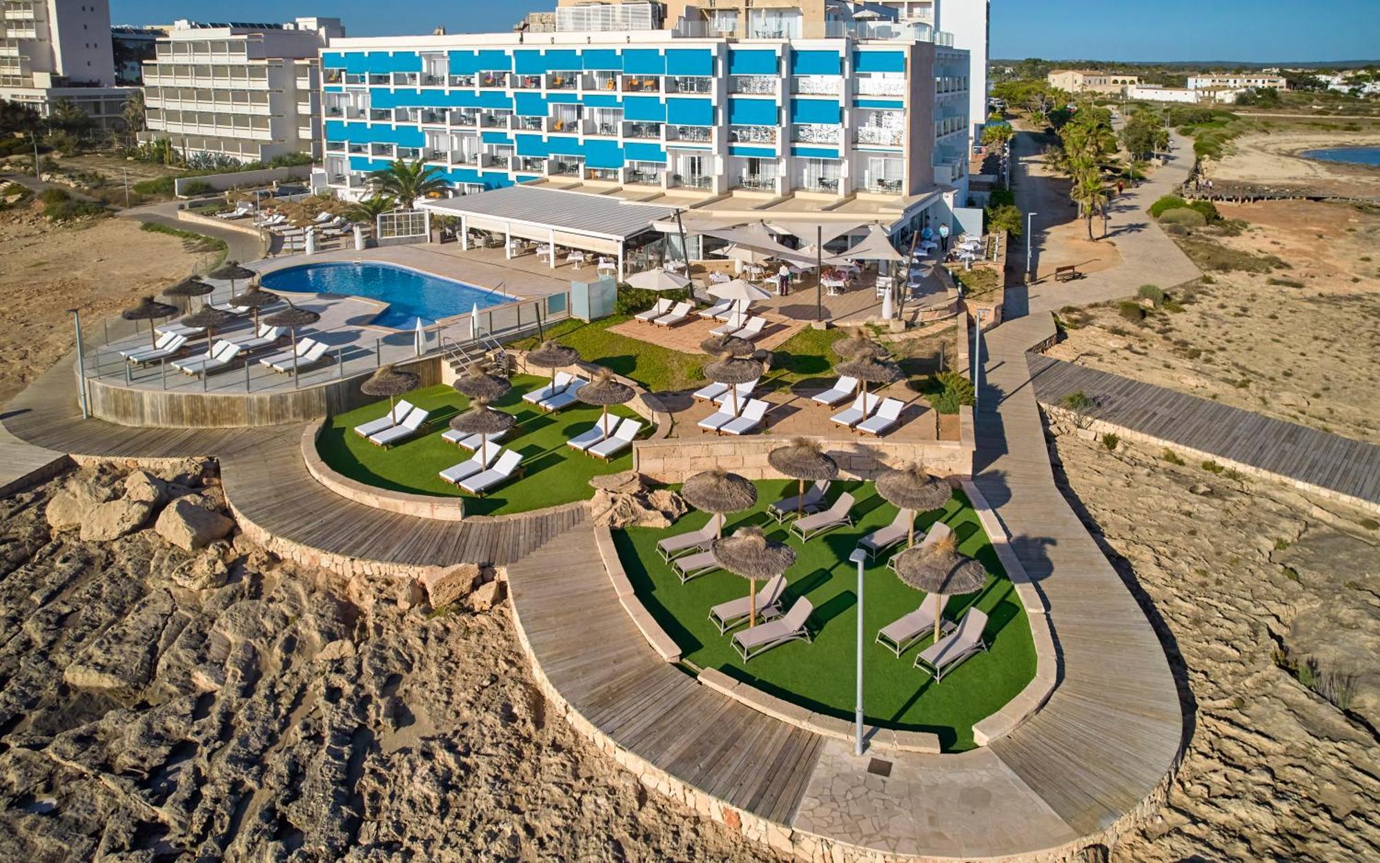 Universal Hotel Cabo Blanco - Adults Only Colonia de Sant Jordi Kültér fotó